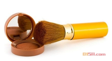 勝梅化妝品加盟 攜手優質品牌，共創美業財富新篇章